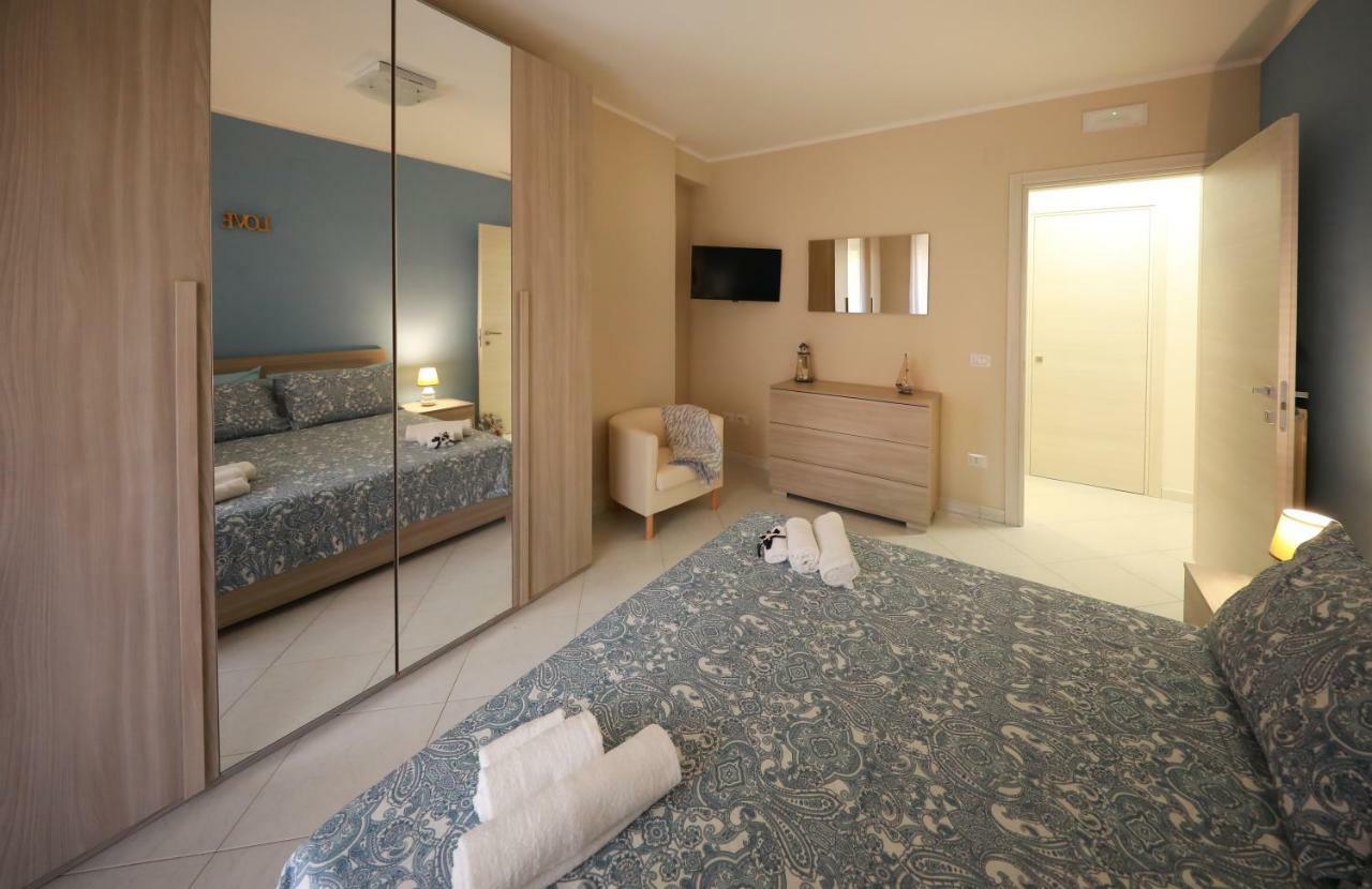 Ferienwohnung Raimo House Castellammare di Stabia Exterior foto